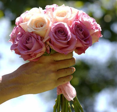 summer-rose-bouquet_lg.jpg