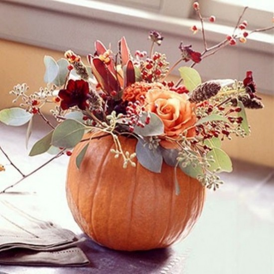 awesome-pumpkin-centerpieces-for-fall-and-halloween-table-35-554x554.jpg
