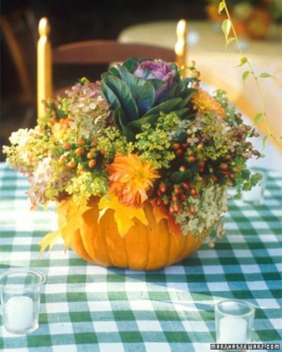 awesome-pumpkin-centerpieces-for-fall-and-halloween-table-16-554x692.jpg