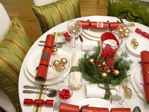 christmas-table-decorations.jpg